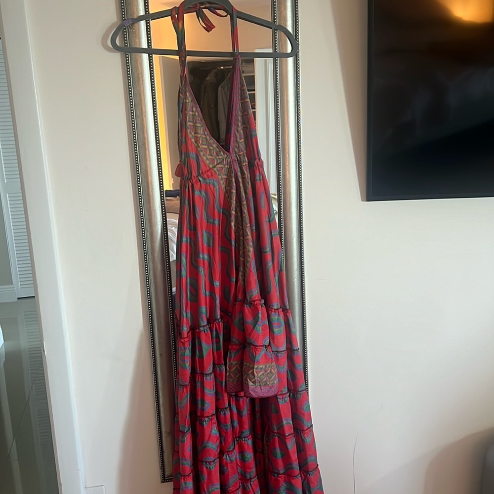 BEAUTIFUL DRESS FOR SUMMER